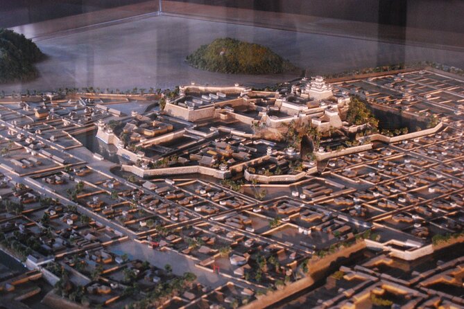 Explore Himeji Castle a Guided Walking Tour - What the $69.71 price gets you