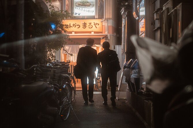 Explore Unique Tokyo Streets / Learn with a Pro Photographer - Key points to know before you book