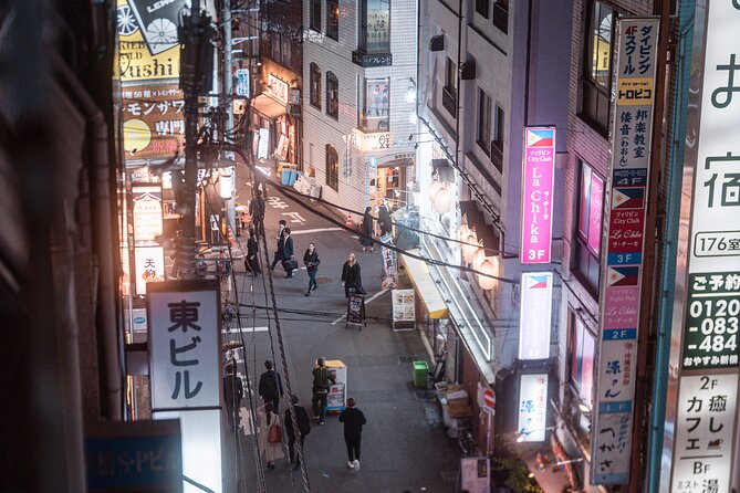 Explore Unique Tokyo Streets / Learn with a Pro Photographer - Learning to make better night photographs
