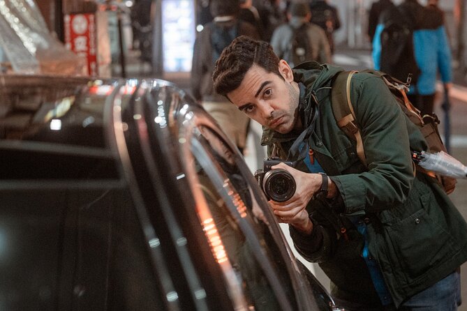 Explore Unique Tokyo Streets / Learn with a Pro Photographer - Why the six-person limit matters