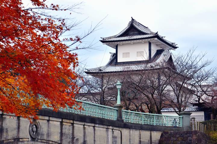 Feudal Japan with Japanese Alps by Europamundo - 10-Day Tour Review - Gokayama and Shirakawa-go: houses built for heavy snow