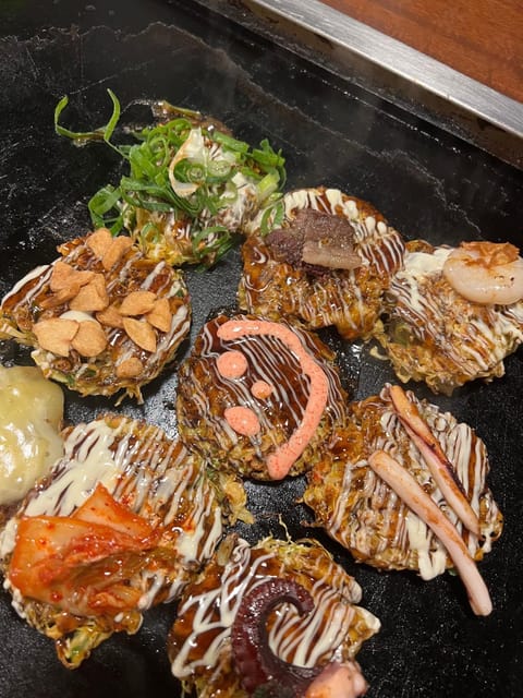 Food crawl: Discover Osaka’s soul with every step! - Guides who make the meal easier