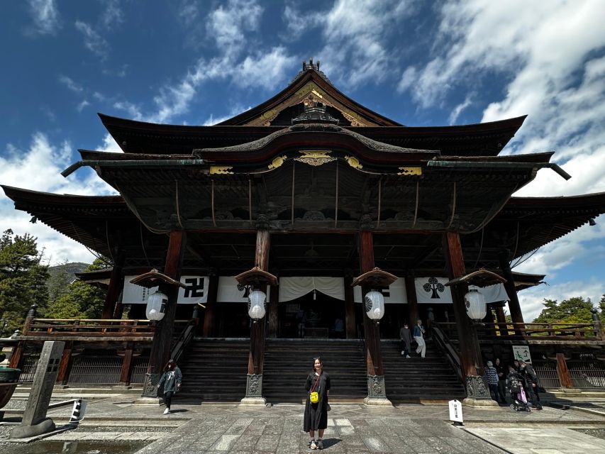 Food & Cultural Walking Tour around Zenkoji temple in Nagano - FAQ