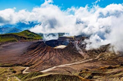 Mount Aso, Kurokawa Onsen, and Shrine Tour