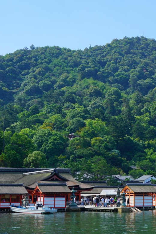 From Hiroshima: Miyajima Island Day Trip with Ropeway Ride - How much walking and heat should you expect?