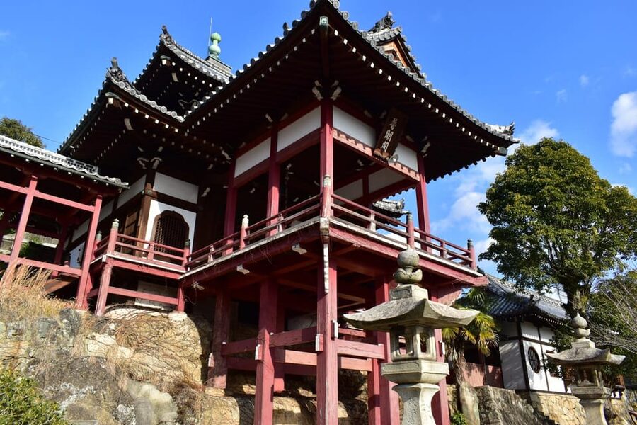 From Hiroshima: Rabbit Island and Takehara Town Tour - Ferrying from Tadanoumi to Okunoshima
