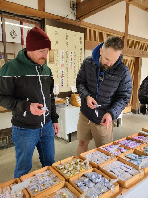 From Kawaguchiko: Mt. Fuji Private Tour with a Local Guide - Caves, lakes, and the western side of the region