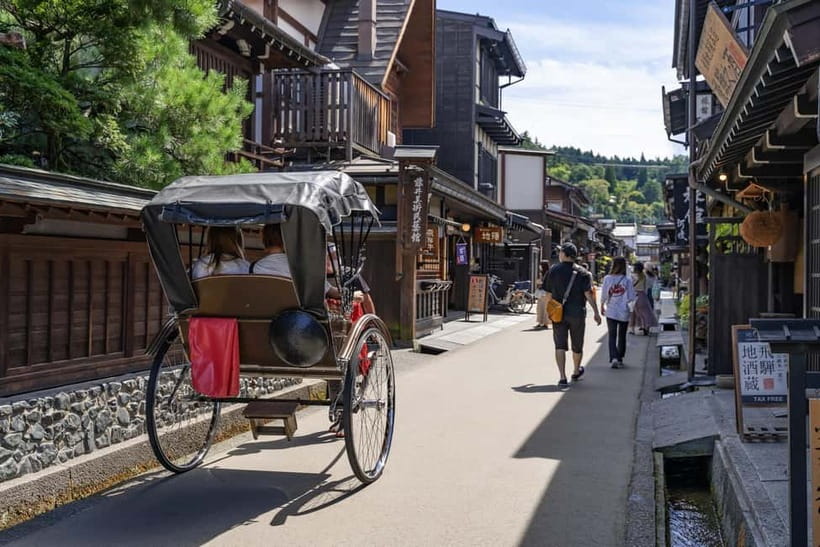 From Nagoya: Gujo, Hida Takayama, and Shirakawa-go Day Tour - Is $61 good value?