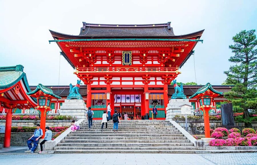 From Osaka: Kyoto, Nara, Fushimi Inari & Arashiyama Day Tour - Nara Park and the bowing deer