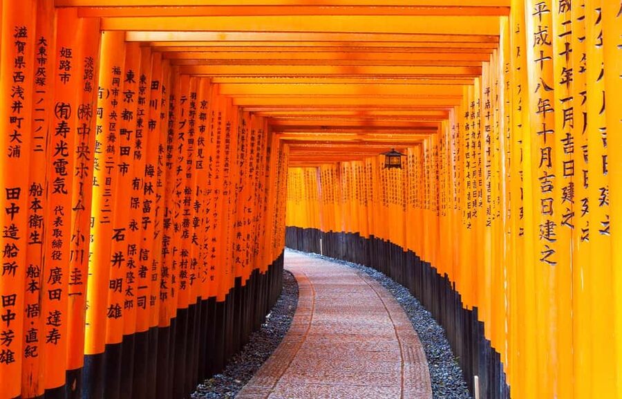 From Osaka: Kyoto, Nara, Fushimi Inari & Arashiyama Day Tour - Fushimi Inari and the first stretch of red gates