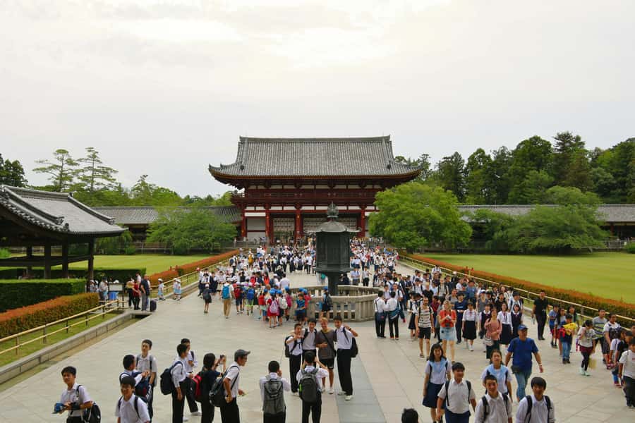 From Osaka: Nara, Kiyomizu-dera & Fushimi Inari Trip - Long distances, bus time, and schedule changes