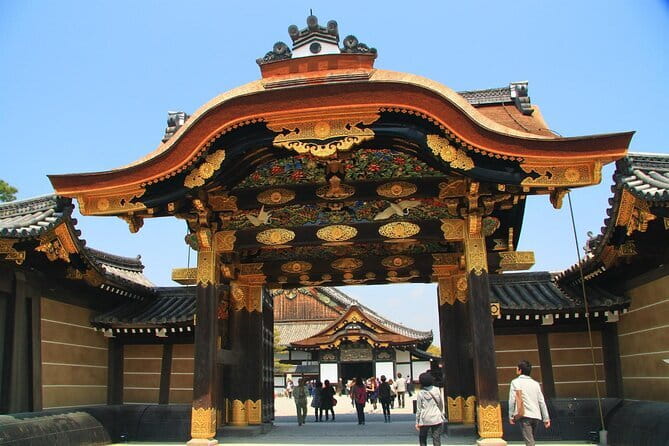 From Osaka or Kyoto: Full Day Sightseeing Tour of Kyoto - The pace, walking, and lunch reality