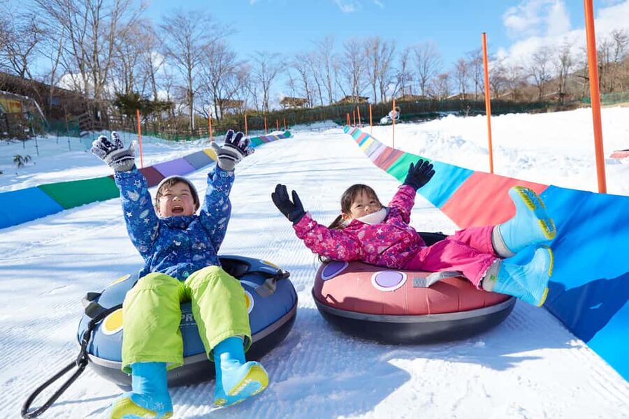 From Tokyo: Fujiyama Snow Resort Yeti Winter Ski Day Tour - What the equipment and clothing rules mean