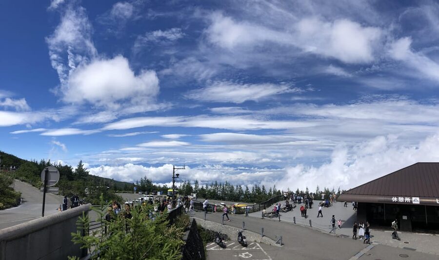 From Tokyo: Mount Fuji, Cruise and Sake Tour - Lunch is your responsibility