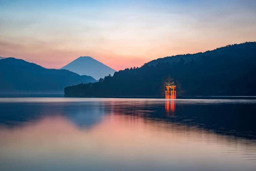 From Tokyo: Mount Fuji Private Tour With English Guide - Lake Yamanaka offers a slower half hour