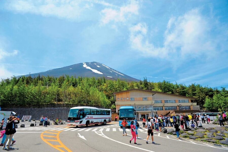 From Tokyo: Mt.Fuji, Lake Kawaguchi, Oshino Hakkai Day Tour - What is included, and what you still need to pay for
