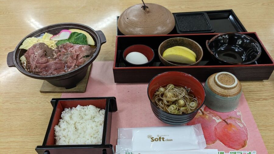 From Tokyo: Snow Monkey 1 Day Tour with Beef Sukiyaki Lunch - Who should book this day trip?