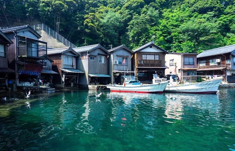 FromOsaka/Kyoto:Hiroshima & Miyajima Private Tour with Lunch - What the private van adds to a very long day