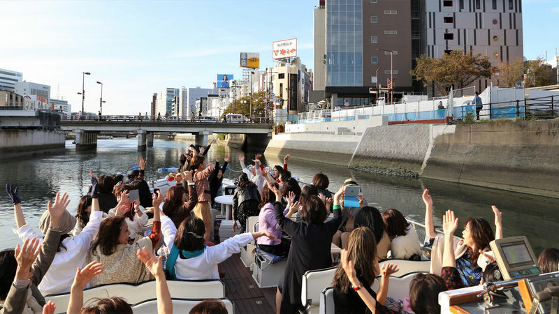 Fukuoka Nakasu River Cruise Ticket - Music and guiding add a personal touch