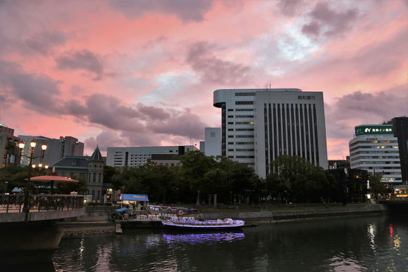 Fukuoka Nakasu River Cruise Ticket - Choosing the right boat and time slot