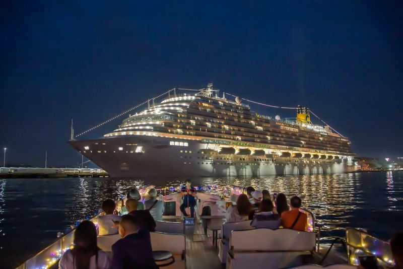 Fukuoka Nakasu River Cruise Ticket - Getting to the dock without a last-minute scramble