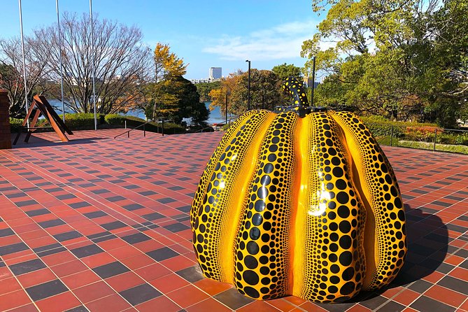 Fukuoka Private Tour: Heart and Tradition of Hakata - Lunch along Kawabatadori Shopping Street