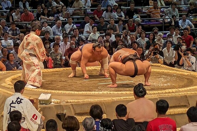 Fukuoka Sumo Tournament November 2025 with a Sumo Expert Guide - Should you book the November 2025 Fukuoka tournament?