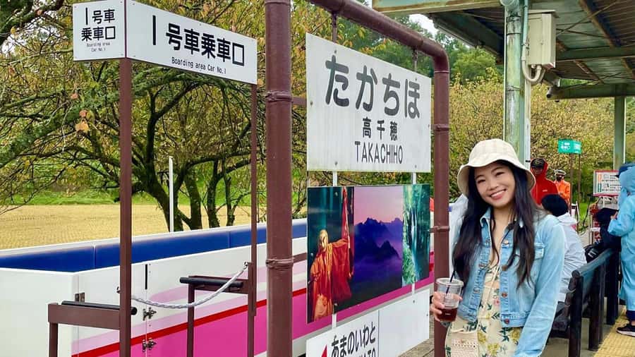 Fukuoka: Takachiho Gorge & Scenic Railway One Day Tour - Takachiho Gorge and the 80-meter Manai Waterfall