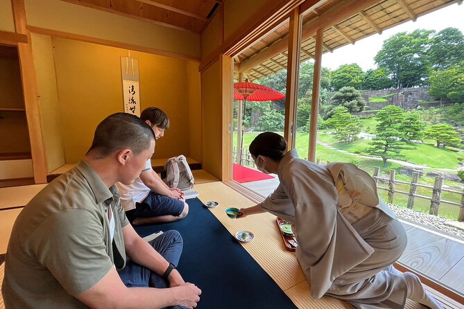 Full-Day Tour from Kanazawa: Samurai, Matcha, Gardens and Geisha - Ashigaru Museum: starting with ordinary samurai life