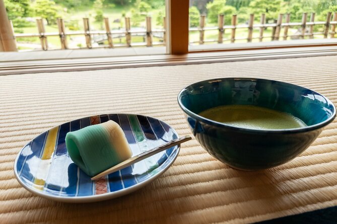 Full-Day Tour from Kanazawa: Samurai, Matcha, Gardens and Geisha - Lunch: useful freedom, but not part of the price