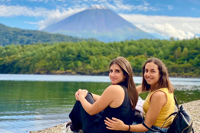 Full Day Tour to Mount Fuji in Spanish - Why this Mount Fuji day trip feels different