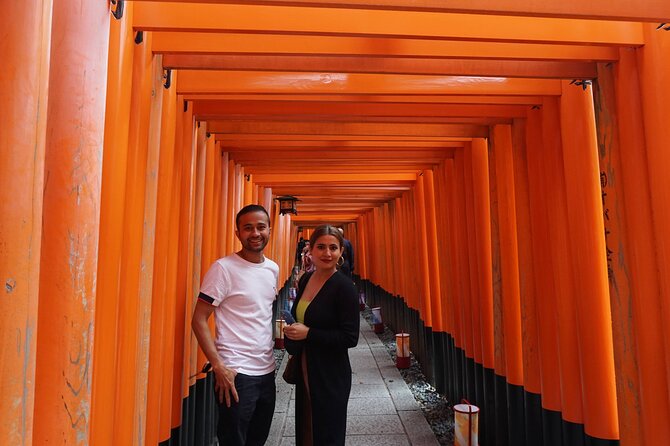 Gion and Fushimi Inari Shrine Kyoto Highlights with Government-Licensed Guide - Kennin-ji and the calmer final stop