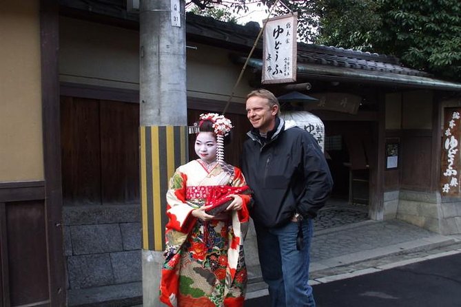 Gion and Fushimi Inari Shrine Kyoto Highlights with Government-Licensed Guide - Starting at Tatsumi Daimyojin Shrine