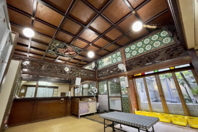 Guide tour of Japanese bathing culture at Funaoka Onsen - Sarasa Nishijin, a cafe with a bathhouse past
