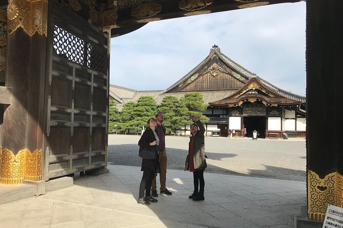 Half-Day Private Walking Tour in Kyoto - Pontocho: a street to save for evening