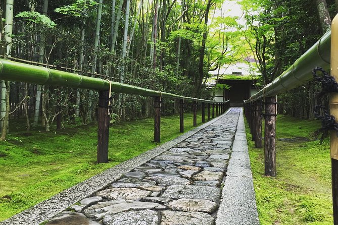 Hidden Kyoto E-Biking tour - Koto-in and the pleasure of a slower pace