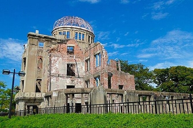 Hiroshima and Miyajima 1 Day Cruise Tour - Miyajima: deer, sea air, and Itsukushima Shrine