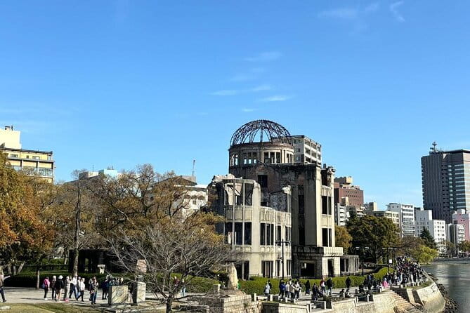 Hiroshima and Miyajima by Bike and Boat - Hiroshima Castle and the city’s earlier past