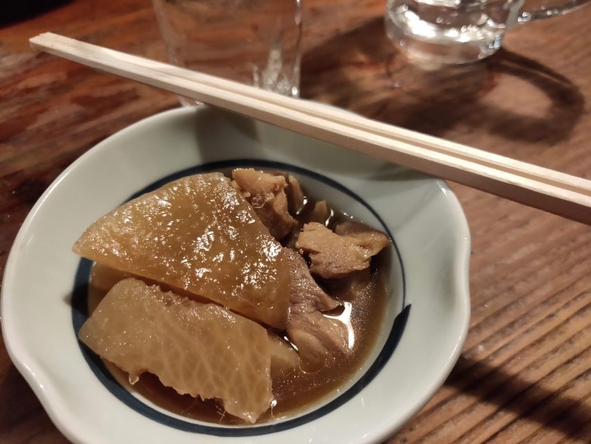 Hiroshima: Food and Culture Guided Walking Tour with Dinner - Hiroshima specialties and the chance of okonomiyaki
