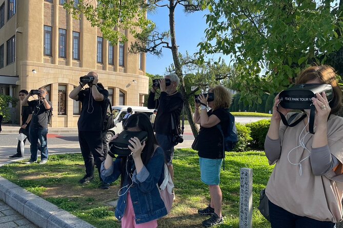Hiroshima/Guided Virtual Tour of Peace Park/PEACE PARK TOUR VR - Returning to the Rest House and writing a peace message