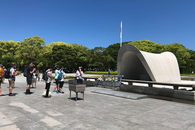 Hiroshima in a Nutshell: Morning Bike Adventure - Hiroshima Castle and Its Rebuilt Story