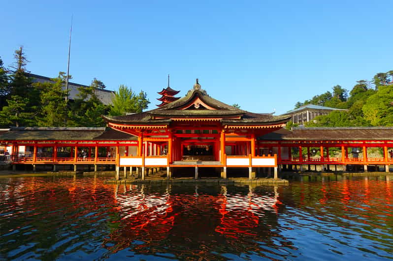 Hiroshima & Miyajima: Full-Day Private Tour & Licensed Guide - Hiroshima Peace Memorial Park: the day’s serious center