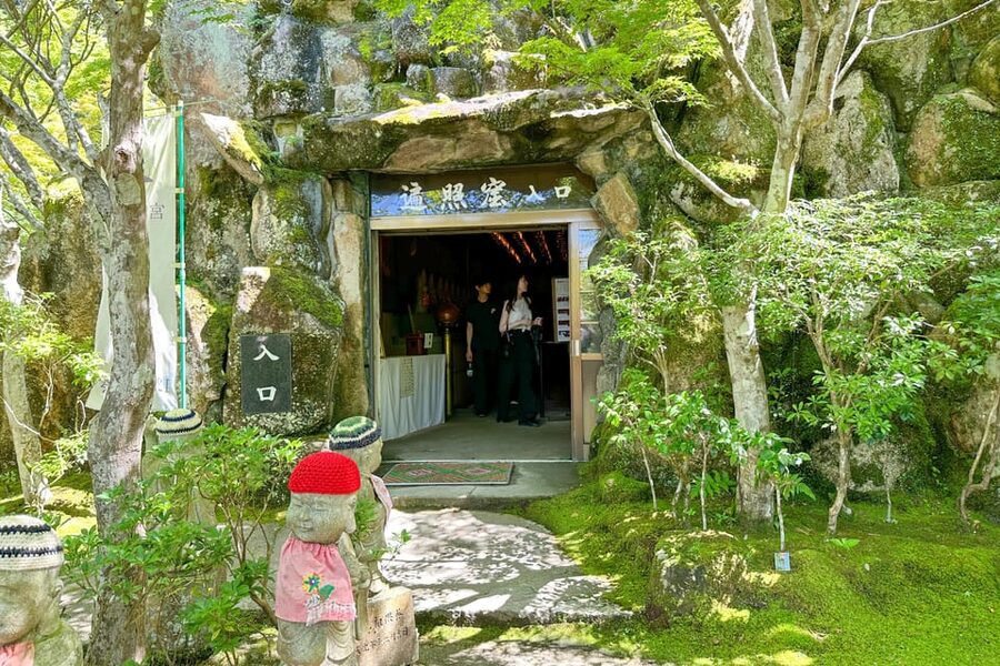 Hiroshima: Miyajima Half-day Historical Walking Tour - Price, pace, and practical value