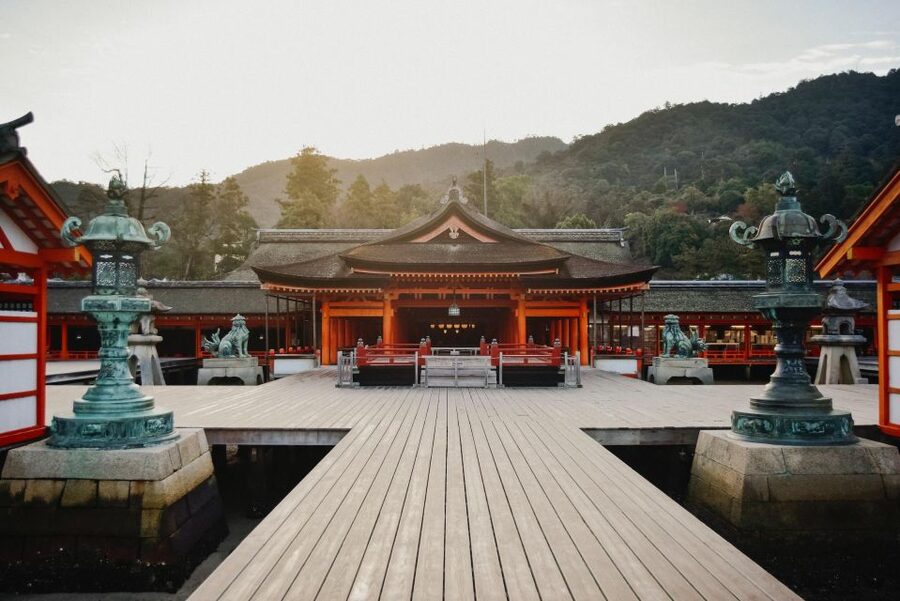 Hiroshima: Miyajima Peace Memorial Icons of Peace and Beauty - Meeting near the Peace Memorial Park