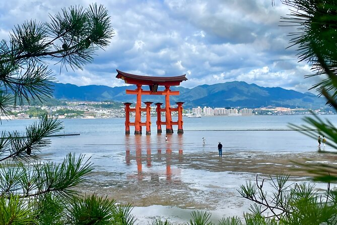 Hiroshima & Miyajima: UNESCO A-Bomb Dome & Itsukushima with Local - Daishoin Temple and Senjokaku
