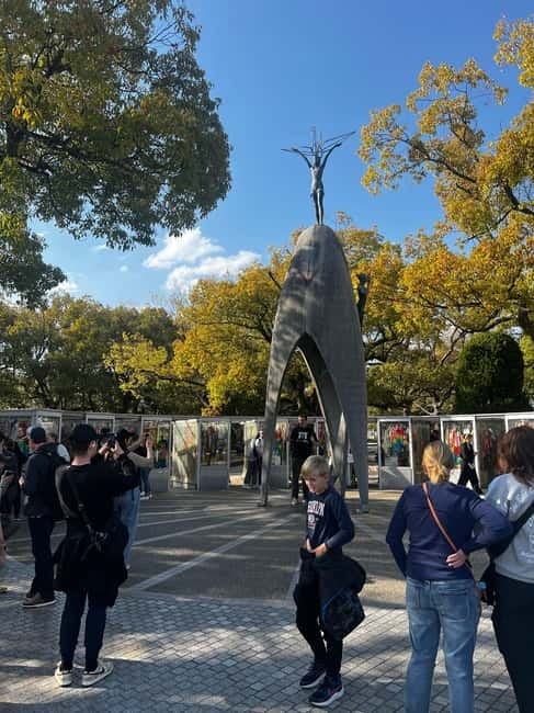 Hiroshima Peace Memorial Park: A Guided Tour - Remembering Korean victims and mobilized students