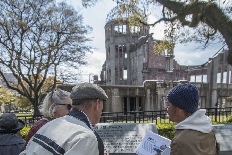 Hiroshima: Peace Walking Tour of World Heritage Sites - Shirakami-sha Shrine and the first view of Hiroshima