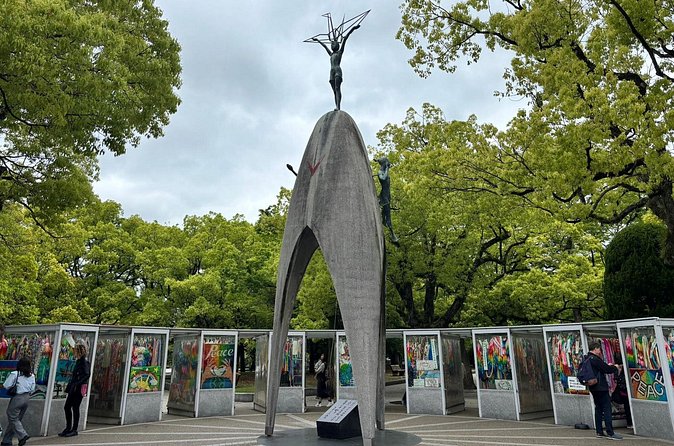 History of Hiroshima Group Walking Tour - Sadako, paper cranes, and the Children’s Peace Monument