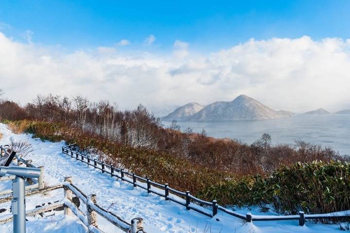 Hokkaido 7 Days Noboribetsu, Asahikawa, Biei by Delightful Travel Review - Day 4: Asahikawa and Biei’s Blue Pond