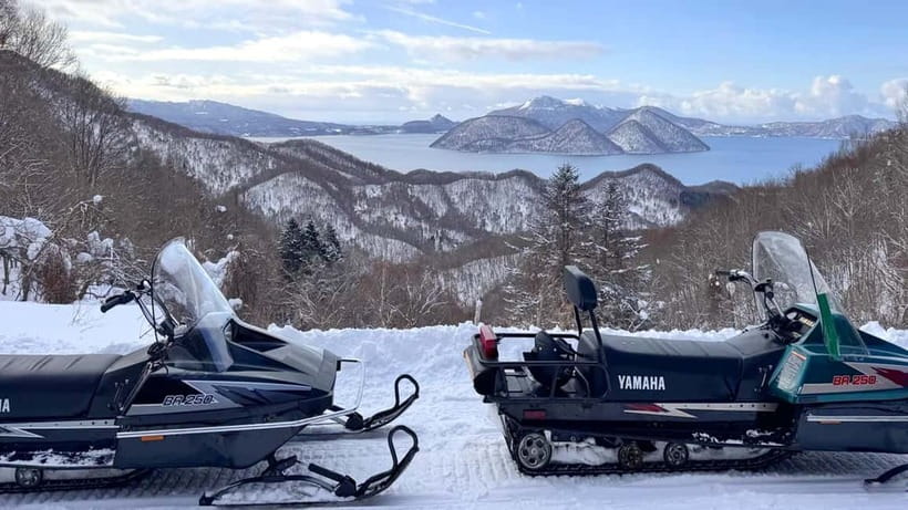 Hokkaido Seasonal: Lake Toya & Noboribetsu Jigokudani Valley - Noboribetsu Jigokudani: steam rising through snow